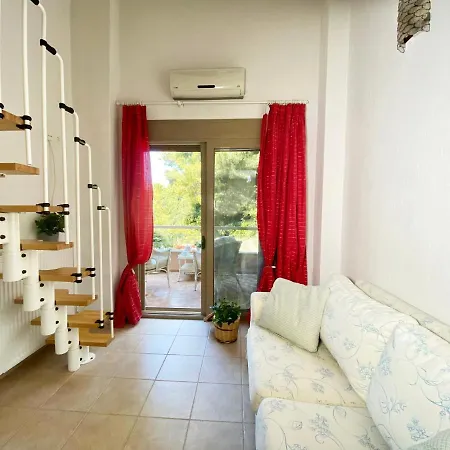 Villa Julia's Fairytale Maisonette *