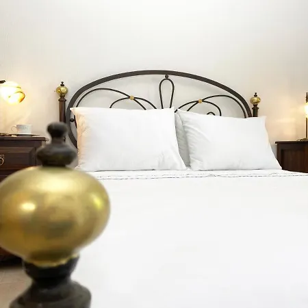 Julia's Fairytale Maisonette וילה *