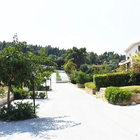 Julia's Fairytale Maisonette * סאני ביץ'